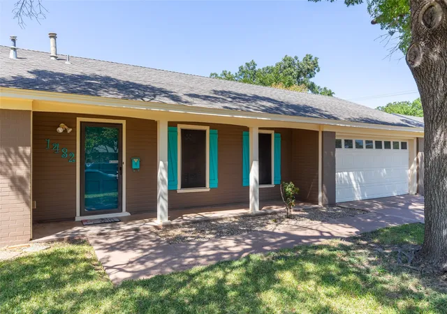 Photo 4 of Single family home for sale at 1482 Minter Ln, Abilene, TX 79603 | MLS# 21384462 | Listing updated on 2026-09-13
