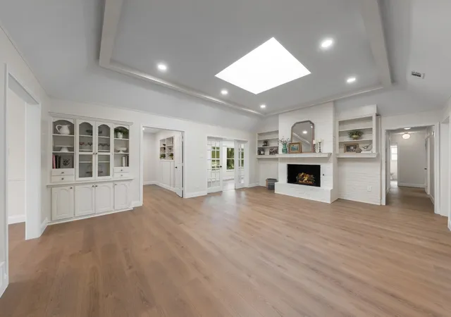 Photo 1 of Single family home for sale at 2844 Hurstview Dr, Hurst, TX 76054 | MLS# 21376801 | Listing updated on 2026-09-12