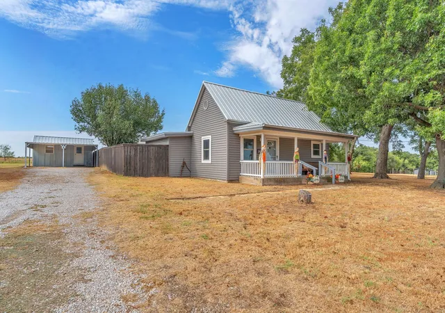 Photo 3 of Single family home for sale at 14805 Old Garner Rd, Weatherford, TX 76088 | MLS# 21384891 | Listing updated on 2026-09-14