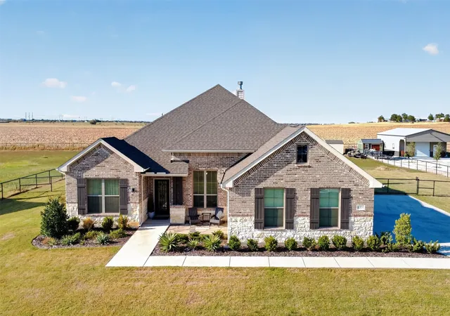 Photo 2 of Single family home for sale at 4004 Sanger Meadow Dr, Sanger, TX 76266 | MLS# 21384836 | Listing updated on 2026-10-05