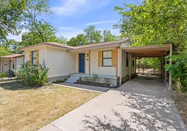 Photo 3 of Single family home for sale at 204 E Fowler Ave, Killeen, TX 76541 | MLS# 21384930 | Listing updated on 2026-09-12