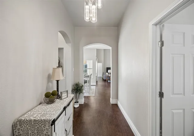 Photo 3 of Single family home for sale at 1117 King George Ln, Savannah, TX 76227 | MLS# 21384920 | Listing updated on 2026-09-19