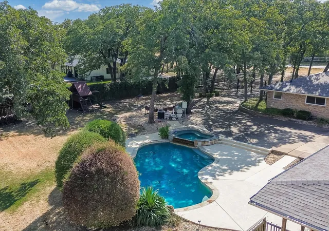 Photo 3 of Single family home for sale at 805 Belinda Dr, Keller, TX 76248 | MLS# 21383410 | Listing updated on 2026-09-23