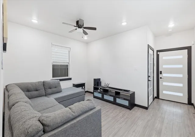 Photo 4 of Single family home for sale at 3412 Meadow St, Dallas, TX 75215 | MLS# 21384952 | Listing updated on 2026-09-12