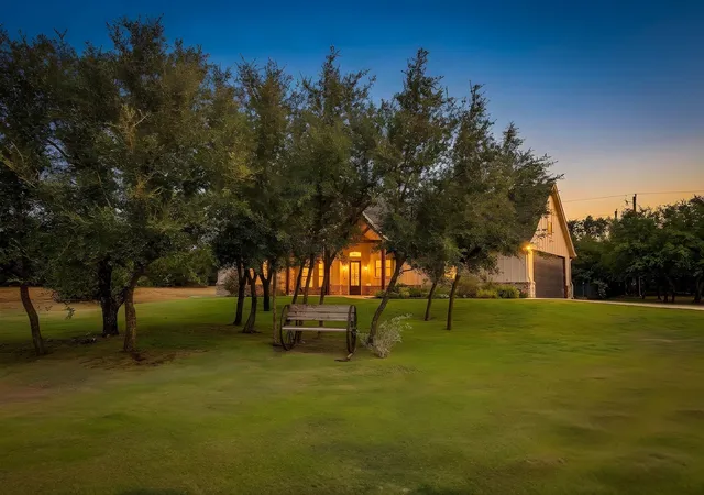Photo 2 of Single family home for sale at 605 Embers Ln, Weatherford, TX 76085 | MLS# 21382828 | Listing updated on 2026-09-14