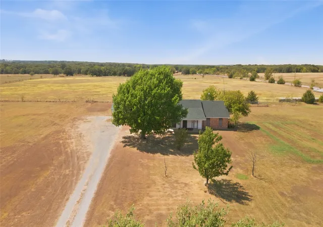 Photo 40 of Single family home for sale at 6411 W Line Rd, Gainesville, TX 76240 | MLS# 21381674 | Listing updated on 2026-10-06
