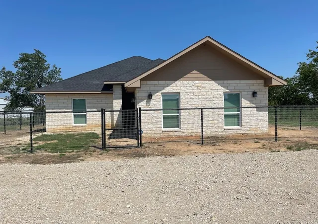 Photo 1 of Single family home for sale at 18636 Doubletree Dr, Justin, TX 76247 | MLS# 21384233 | Listing updated on 2026-09-12