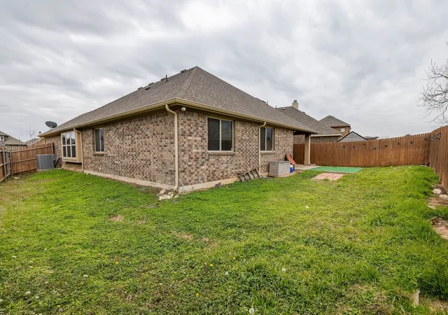 Photo 33 of Single family home for sale at 4228 Sweet Clover Ln, Crowley, TX 76036 | MLS# 21385003 | Listing updated on 2026-09-12
