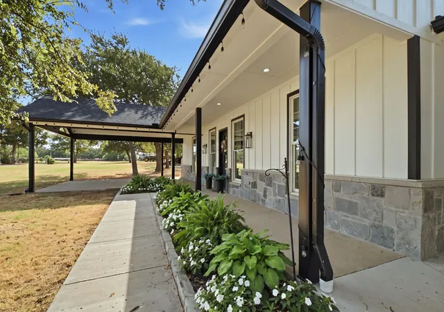 Photo 3 of Single family home for sale at 5480 New Hope Rd, Aubrey, TX 76227 | MLS# 21384668 | Listing updated on 2026-09-12