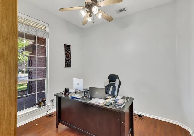 Photo 3 of Single family home for sale at 1506 Park Grv Dr, Irving, TX 75060 | MLS# 21384559 | Listing updated on 2026-09-15