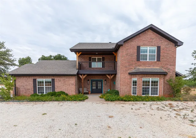 Photo 2 of Mansion for sale at 582 Clark Rd, Abilene, TX 79602 | MLS# 21373481 | Listing updated on 2026-09-16