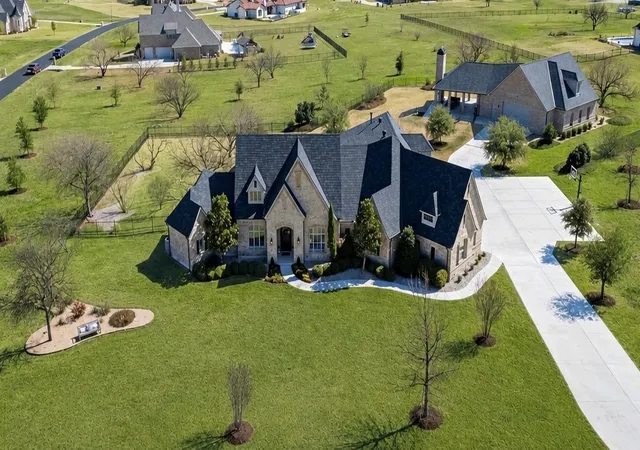 Photo 1 of Single family home for sale at 301 Rustic View Ln, Aledo, TX 76008 | MLS# 21385026 | Listing updated on 2026-09-12