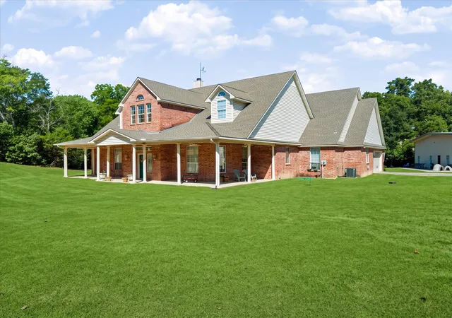 Photo 2 of Single family home for sale at 6747 County Rd 424, Anna, TX 75409 | MLS# 21383515 | Listing updated on 2026-09-15