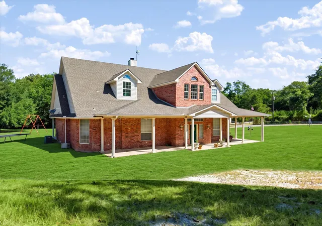 Photo 3 of Single family home for sale at 6747 County Rd 424, Anna, TX 75409 | MLS# 21383515 | Listing updated on 2026-09-15