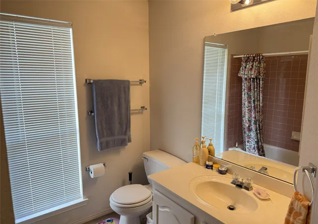 Photo 3 of Single family home for sale at 12112 Biloxi Dr, Frisco, TX 75035 | MLS# 21385039 | Listing updated on 2026-09-12