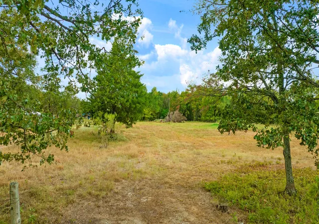 Photo 3 of Sale Pending at 1374 County Rd 45800, Blossom, TX 75416 | MLS# 21383633 | Listing updated on 2026-09-16