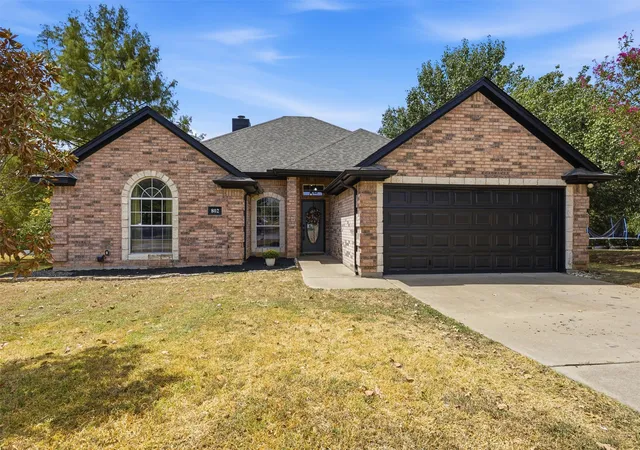 Photo 3 of Single family home for sale at 802 Justin Ct, Keene, TX 76059 | MLS# 21385011 | Listing updated on 2026-10-01