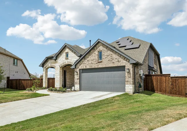 Photo 2 of Single family home for sale at 2123 Pennywell Dr, Venus, TX 76084 | MLS# 21384203 | Listing updated on 2026-09-16