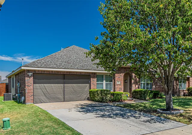 Photo 1 of Single family home for sale at 114 Freedom Trl, Forney, TX 75126 | MLS# 21383686 | Listing updated on 2026-09-16