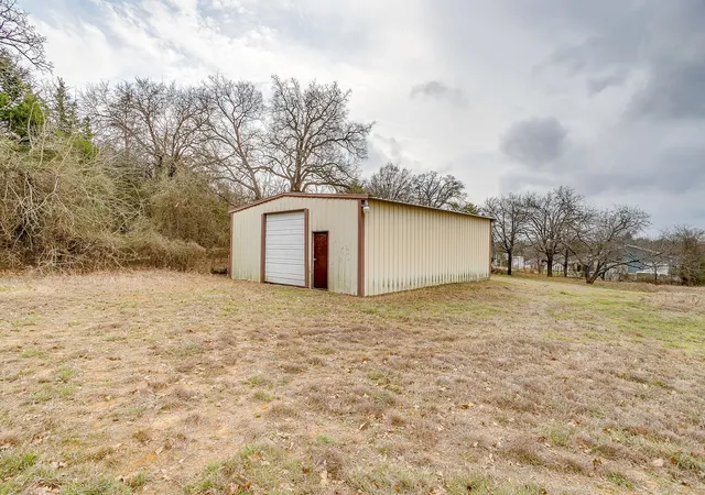 Photo 3 of Single family home for sale at 8129 County Rd 804, Burleson, TX 76028 | MLS# 21385069 | Listing updated on 2026-09-12