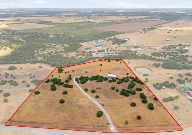 Photo 3 of Land for sale at 215 La Cresta Ln, Mineral Wells, TX 76067 | MLS# 21385005 | Listing updated on 2026-09-28