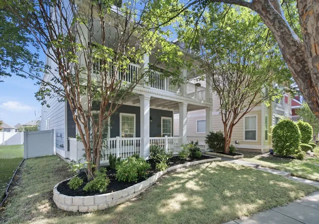 Photo 2 of Single family home for sale at 909 Charleston Ln, Savannah, TX 76227 | MLS# 21385063 | Listing updated on 2026-09-12