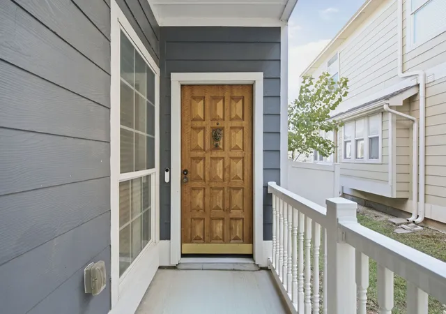 Photo 4 of Single family home for sale at 909 Charleston Ln, Savannah, TX 76227 | MLS# 21385063 | Listing updated on 2026-09-12