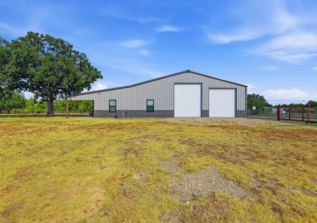 Photo 3 of Single family home for sale at 7703 Prairie Crk Ln, Tolar, TX 76476 | MLS# 21385111 | Listing updated on 2026-09-12