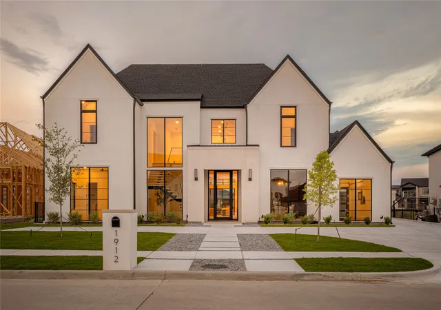 Photo 1 of Single family home for sale at 1912 Noe Blvd, Forney, TX 75126 | MLS# 21385000 | Listing updated on 2026-10-07