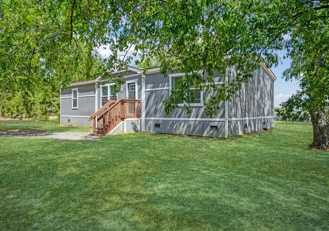 Photo 2 of Manufactured home for sale at 4251 County Rd 4413, Commerce, TX 75428 | MLS# 21385143 | Listing updated on 2026-09-12