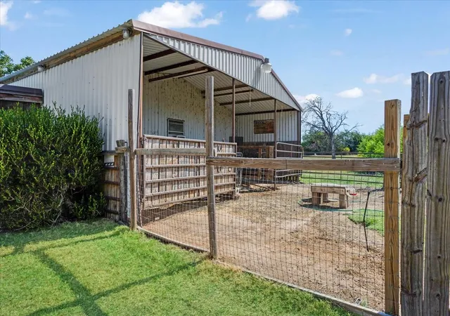Photo 3 of Single family home for sale at 7634 Preston Rd, Denison, TX 75020 | MLS# 21385152 | Listing updated on 2026-09-13