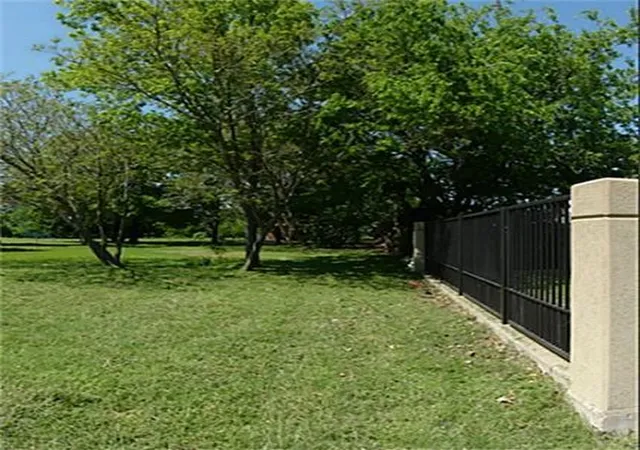 Photo 4 of Land for sale at 111 Barnes Brg, Sunnyvale, TX 75182 | MLS# 21385185 | Listing updated on 2026-09-13