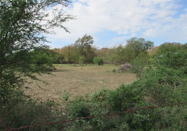 Photo 1 of Land for sale at Business Shy 6 S Hwy #1, Marlin, TX 76661 | MLS# 21385174 | Listing updated on 2026-09-13