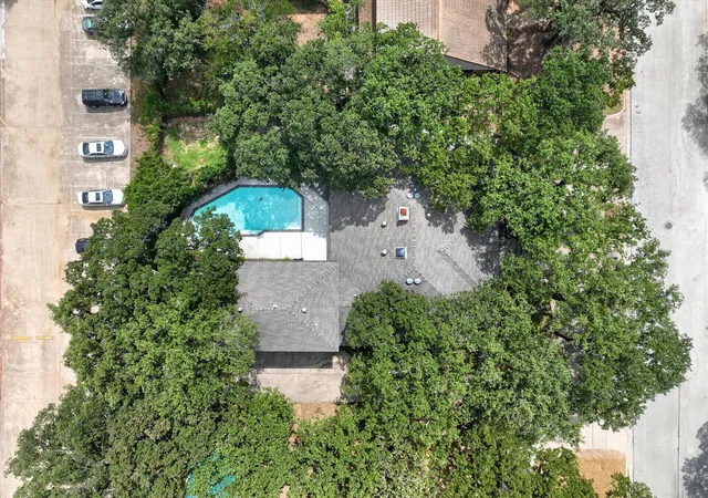 Photo 3 of Single family home for sale at 2201 Adams Dr, Arlington, TX 76011 | MLS# 21382307 | Listing updated on 2026-09-13