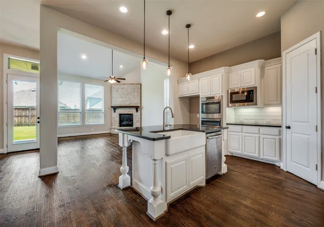 Photo 4 of Single family home for sale at 4130 Maclin Dr, Celina, TX 75009 | MLS# 21385189 | Listing updated on 2026-09-13
