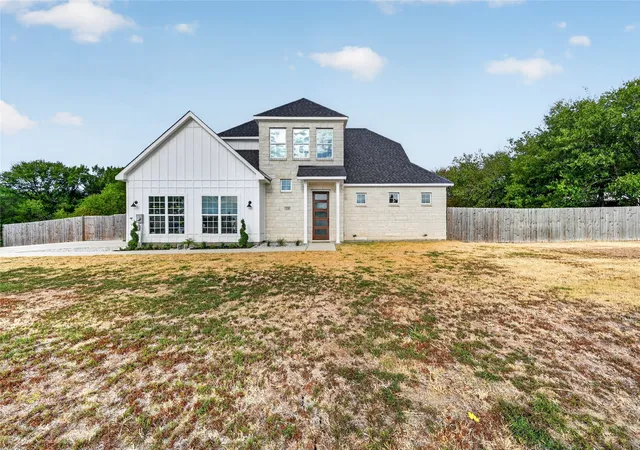Photo 3 of Single family home for sale at 1130 Willow Crk Rd, Palmer, TX 75152 | MLS# 21385195 | Listing updated on 2026-09-13
