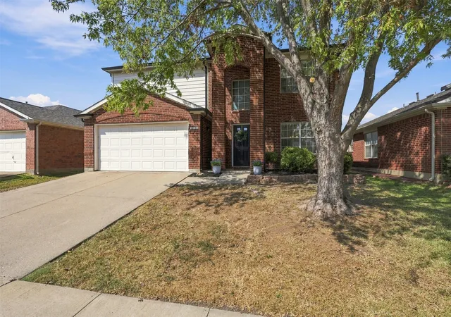 Photo 1 of Single family home for sale at 303 Charleston Dr, Wylie, TX 75098 | MLS# 21382049 | Listing updated on 2026-09-14