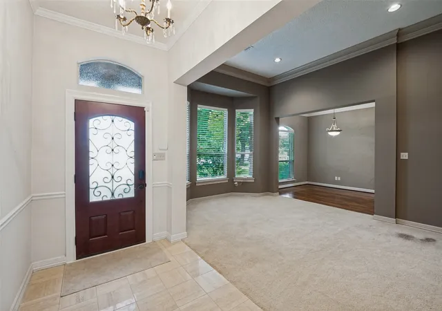 Photo 3 of Single family home for sale at 252 Plantation Dr, Coppell, TX 75019 | MLS# 21384913 | Listing updated on 2026-09-20