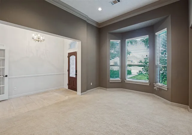 Photo 4 of Single family home for sale at 252 Plantation Dr, Coppell, TX 75019 | MLS# 21384913 | Listing updated on 2026-09-20