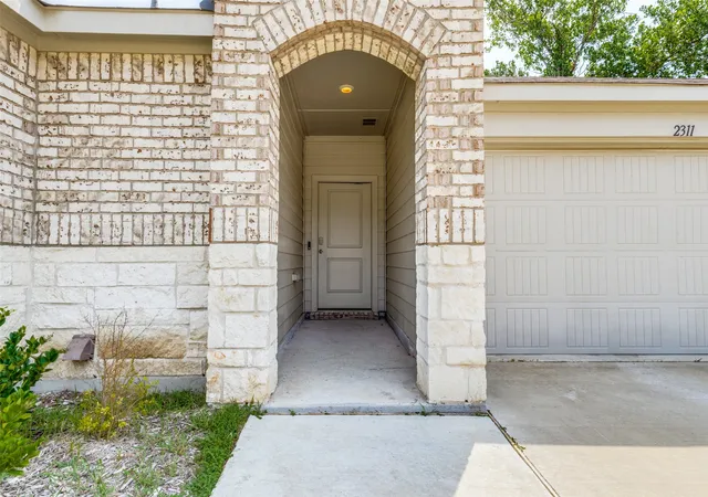 Photo 2 of Single family home for sale at 2311 San Jacinto Way, Sherman, TX 75090 | MLS# 21384101 | Listing updated on 2026-09-14