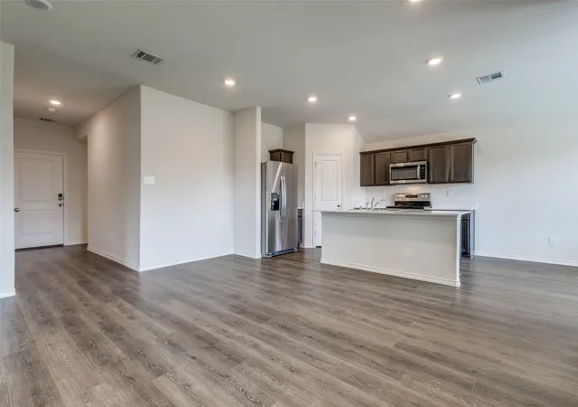 Photo 4 of Single family home for sale at 2311 San Jacinto Way, Sherman, TX 75090 | MLS# 21384101 | Listing updated on 2026-09-14