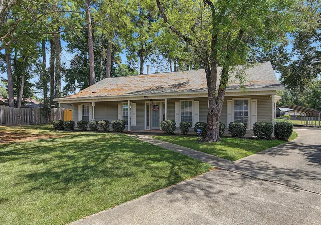 Photo 3 of Single family home for sale at 10011 Bedlington Ct, Shreveport, LA 71118 | MLS# 21361208 | Listing updated on 2026-09-13