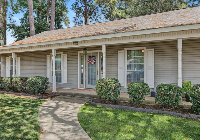 Photo 3 of Single family home for sale at 10011 Bedlington Ct, Shreveport, LA 71118 | MLS# 21361208 | Listing updated on 2026-09-13