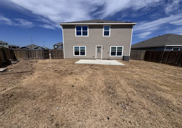 Photo 3 of Single family home for sale at 1412 Woodwinds Dr, Fort Worth, TX 76140 | MLS# 21385263 | Listing updated on 2026-09-14