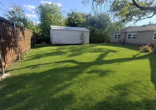 Photo 3 of Single family home for sale at 618 N Yale Dr, Garland, TX 75042 | MLS# 21385274 | Listing updated on 2026-09-27