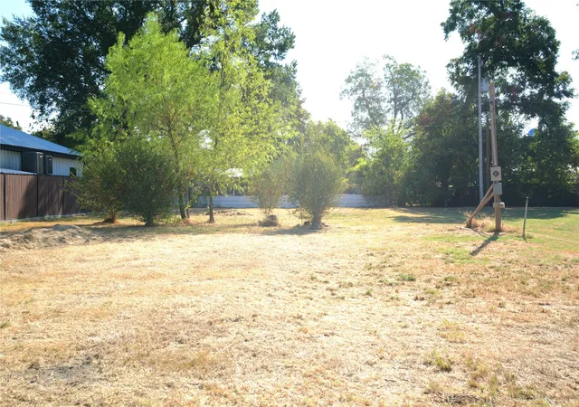 Land for sale at 130 N Cedar, Blossom, TX 75416 | MLS# 21385275