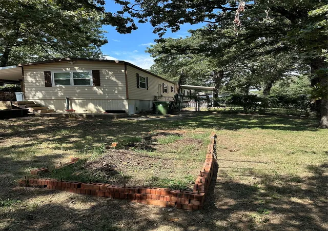 Photo 3 of Manufactured home for sale at 4324 Bradley Ln, Arlington, TX 76017 | MLS# 21376004 | Listing updated on 2026-09-30