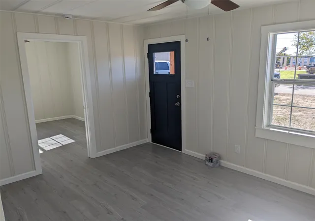 Photo 2 of Single family home for sale at 4916 Roadrunner Rd, Fort Worth, TX 76135 | MLS# 21385295 | Listing updated on 2026-09-14