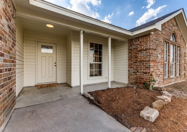 Photo 2 of Single family home for sale at 12169 Liberty School Rd, Azle, TX 76020 | MLS# 21385301 | Listing updated on 2026-09-13