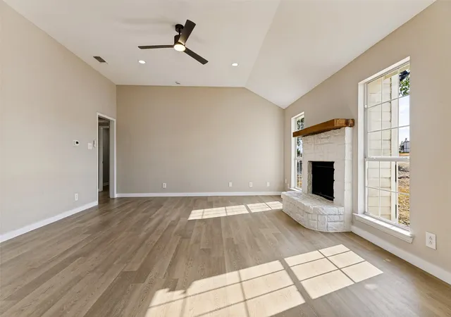 Photo 4 of Single family home for sale at 12169 Liberty School Rd, Azle, TX 76020 | MLS# 21385301 | Listing updated on 2026-09-13